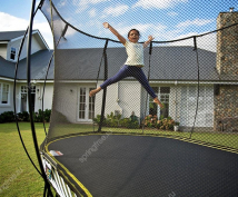 Батут овальный O92 HA с корзиной для мяча и фиксаторами