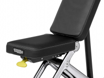 Силовая стойка со скамьей TECHNOGYM Power Personal Excellence с набором грифов, дисков и аксессуарами (черная)