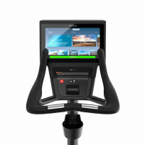 Вертикальный велотренажер PRECOR UBK 685 с консолью P84